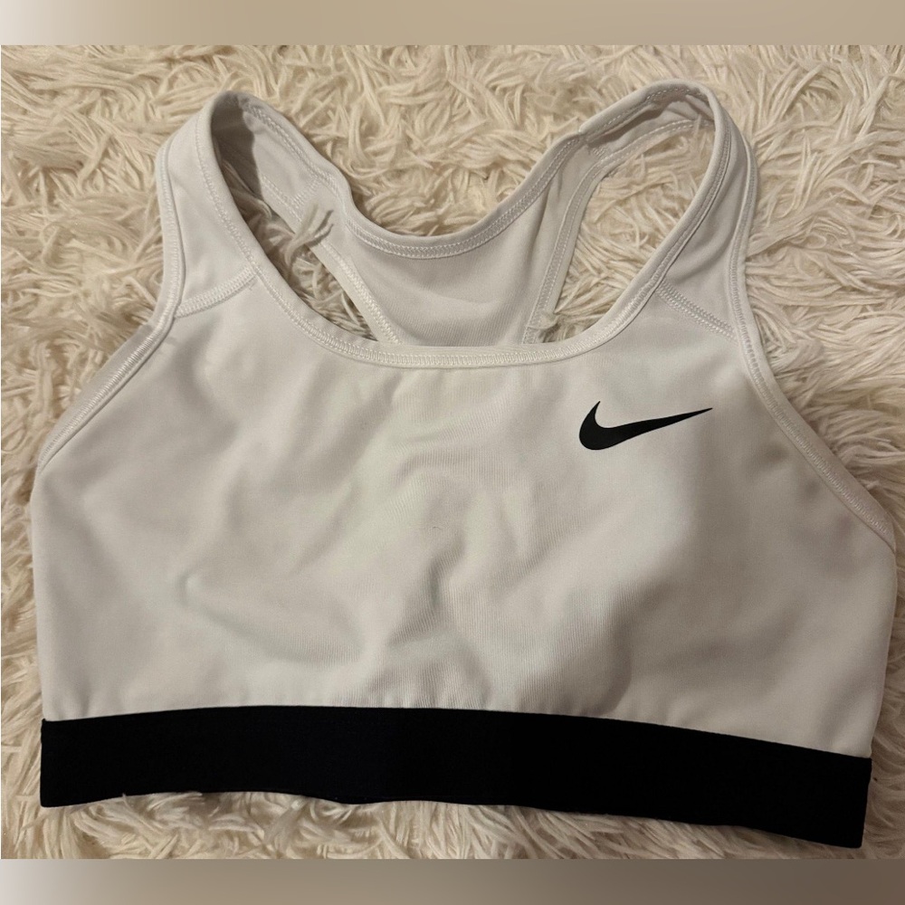 Women’s Nike Dri-Fit Sports Bra